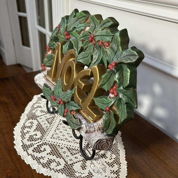 MCM NOEL Holly Berry Christmas chalk ware decor - Picture 4 of 10